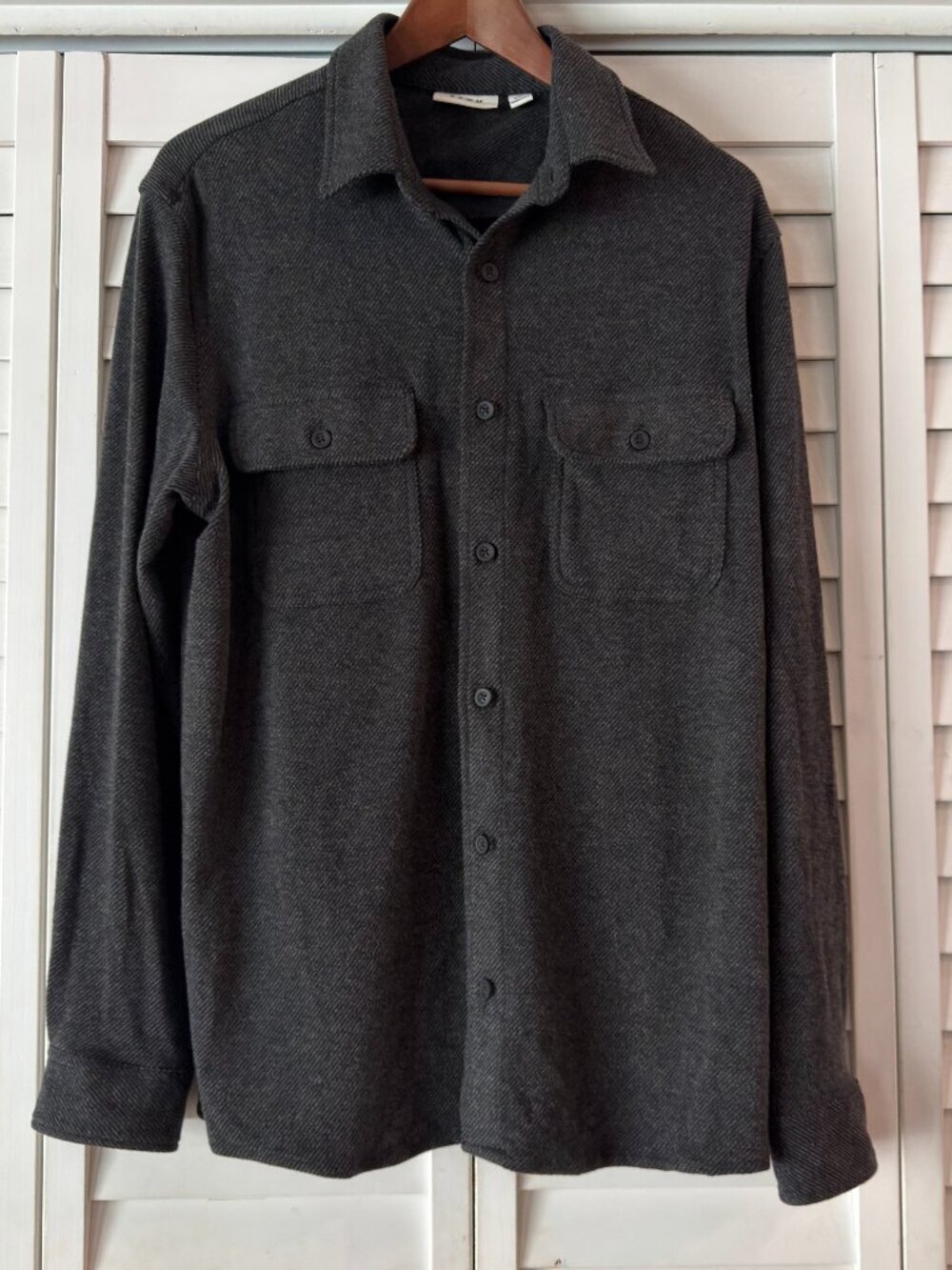 Rowm Long Sleeve Textured Button Front Shirt - Size M
